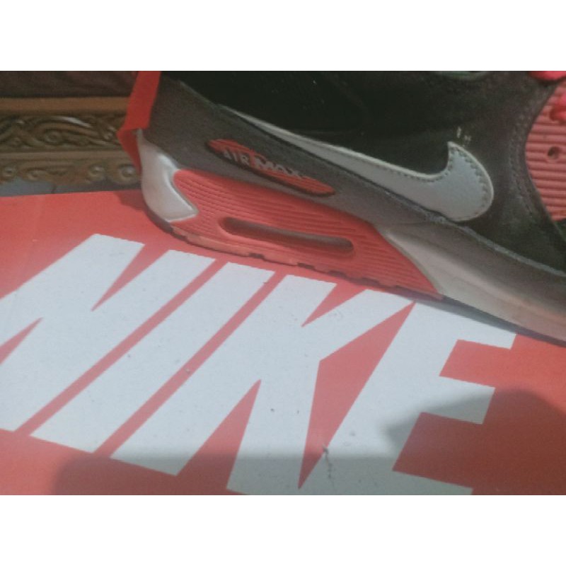 Nike airmax 90 essentials