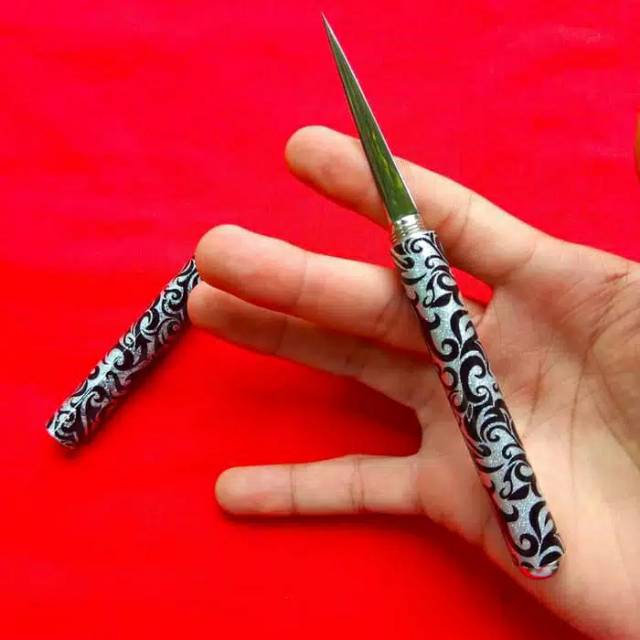 

Knife carving