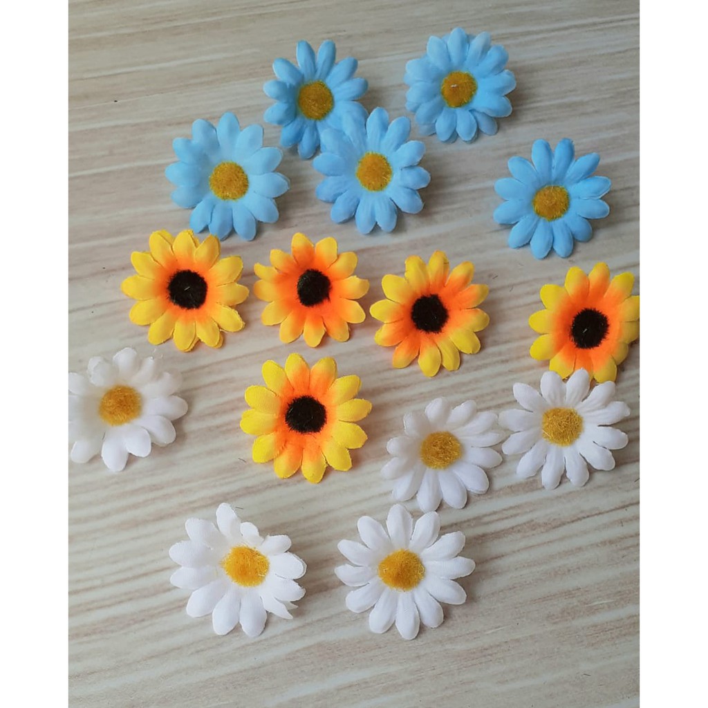 5 pcs Kepala Bunga Daisy Tanpa Tangkai Artifisial Flower Photo Booth  Proferty Foto