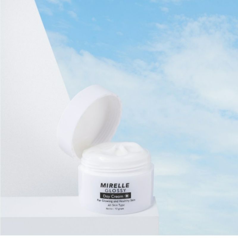 Mirelle Glossy Day Cream (Glossy Series)