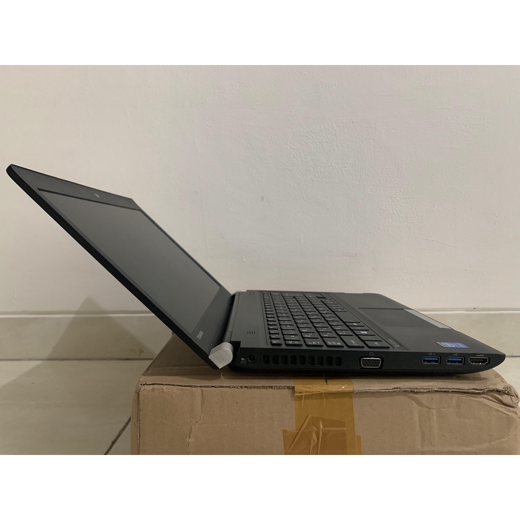 Laptop-Murah-Toshiba Dynabook-R734-Corei3Gen4-Ram4G-HDD320GB-Kamera-DVD-Design-Gaming-Slim-Win10-Siap Pakai