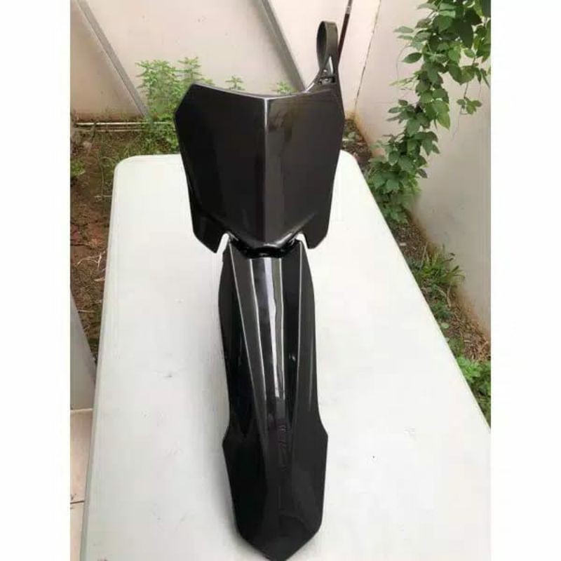 Spakbor depan dan papan nomer crf 250