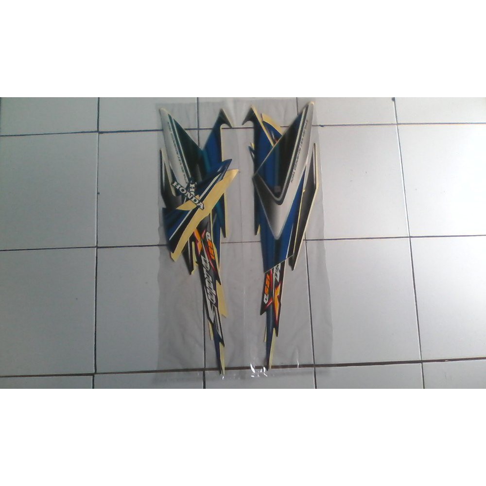 Variasi Stiker Supra X 125D 2006 Hitam-Biru