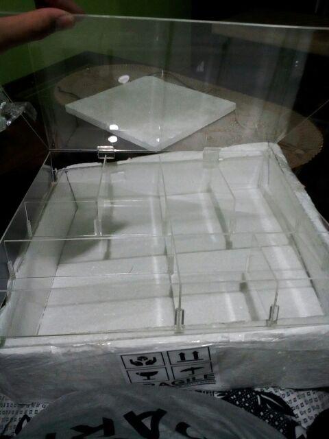 Tempat Uang (acrylic 2mm) + Penutup