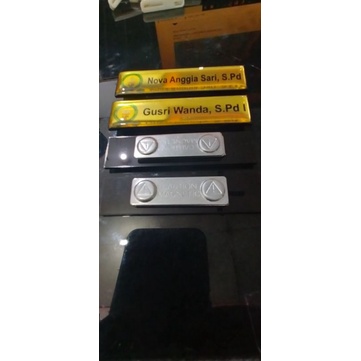 

Nametag/Papan Nama Dada MAGNET