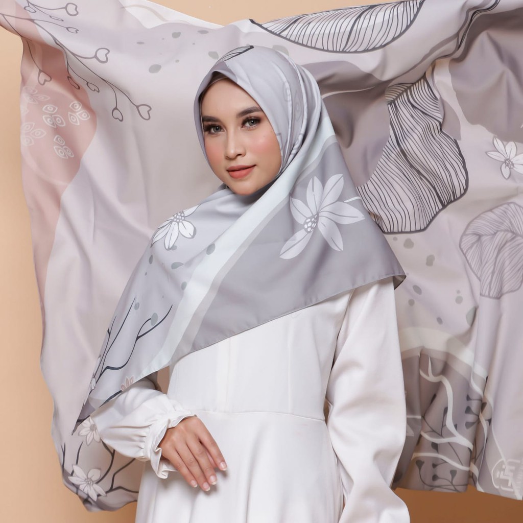 KERUDUNG SEGI EMPAT PRINTING MOTIF JILBAB SEGIEMPAT HIJAB SEGIEMPAT SCARF FEMINA