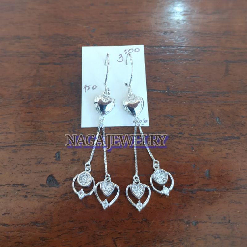 ANTING PUTIH KUPU MATA EMAS 750