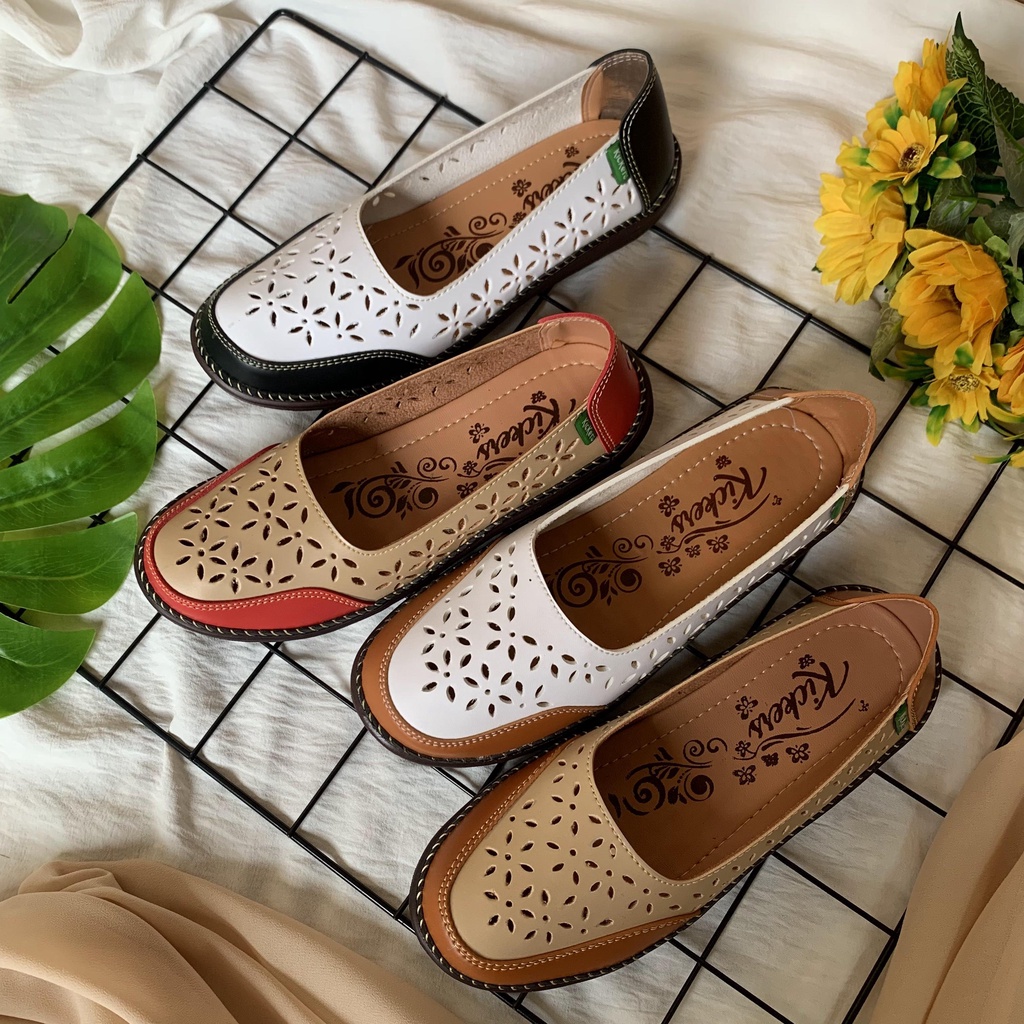 LASER 2WARNA 3 sepatu cewek terlaris flat shoes perempuan kece termurah trandy populer Sandal Slop Slip On Wanita Sandal Cewek  SLIP ON WANITA TERBARU KEKINIAN FLATSHOES KOREAN STYLE SEPATU CEWEK SLIPON FLAT SHOES CASUAL SANTAI RAMADHAN SALE FLATSHOES