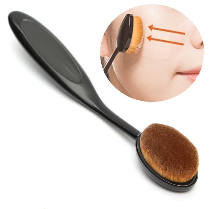 OVAL FOUNDATION FACE BRUSH ( make up brush )