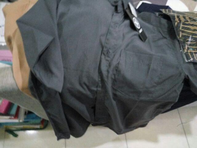 Kemeja Hitam Pria - Kemeja Hitam Pria Lengan Panjang