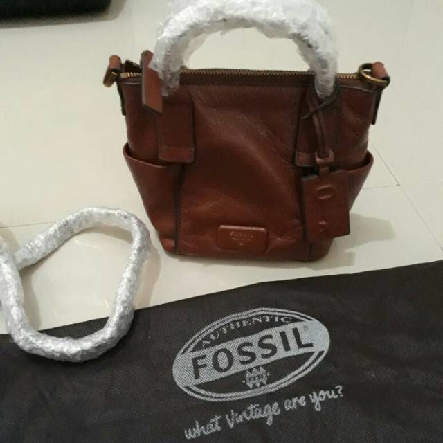 Fossil emerson mini brown