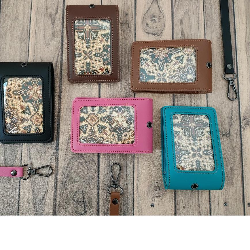 

✨ 7.7 NAME TAG Id Card BOLAK BALIK Kulit NTS031 termurah se indonesia