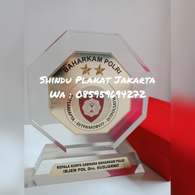 

PLAKAT AKRILIK + Box Bludru