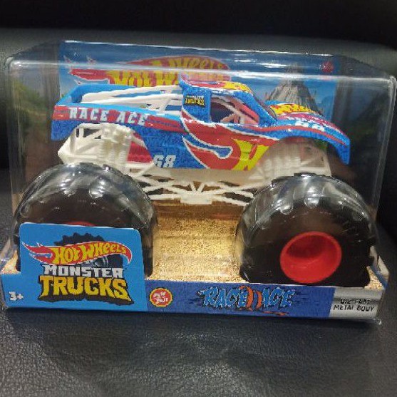 Race Ace Monster Trucks