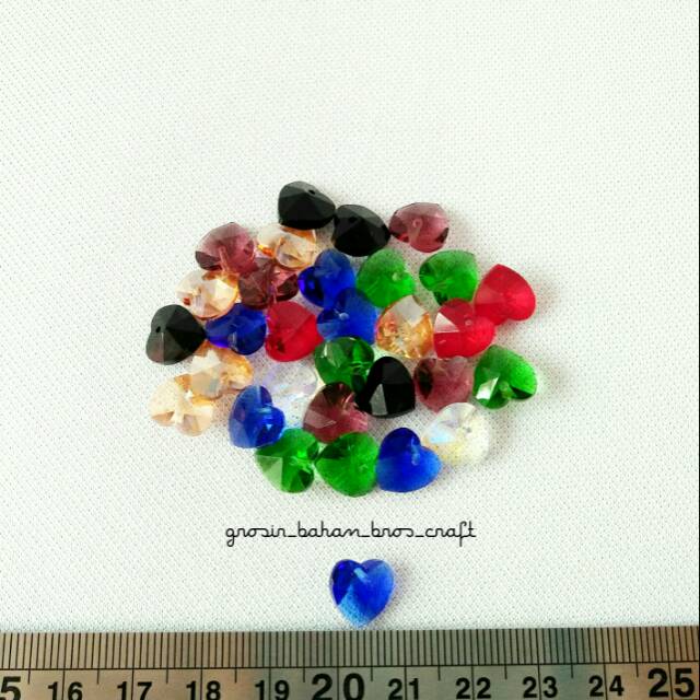 Kristal Love 10mm (harga per 10 pcs)