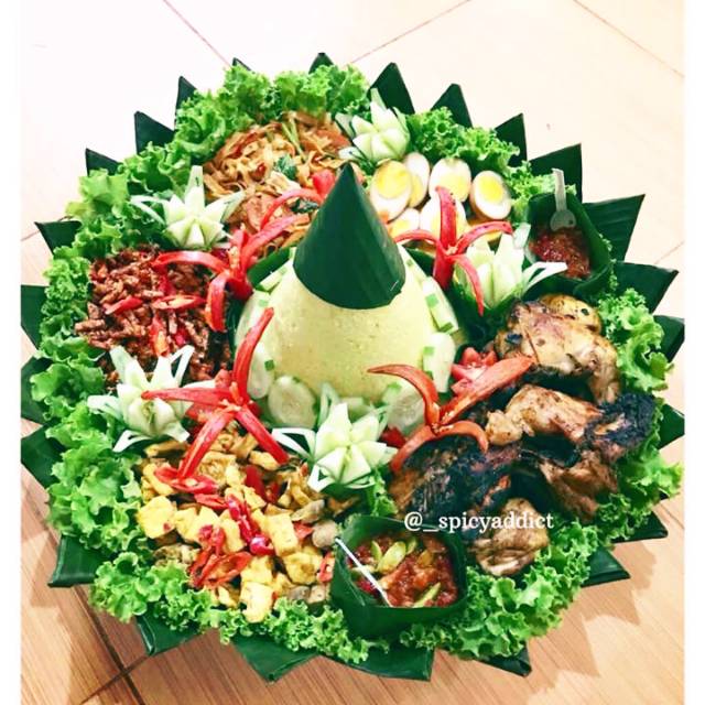 

tumpeng spicy addict