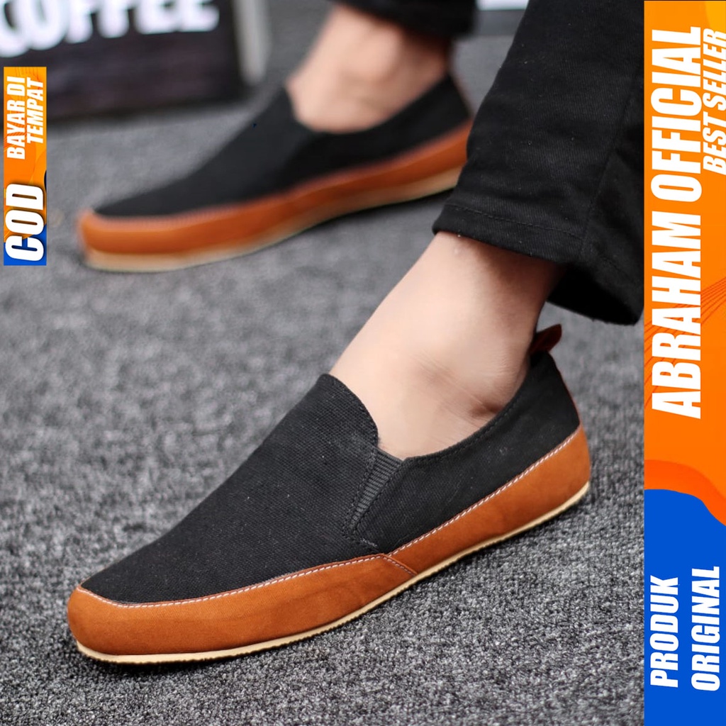 Sepatu Slip On Hitam Kerja Kantor Pria Abraham Gio