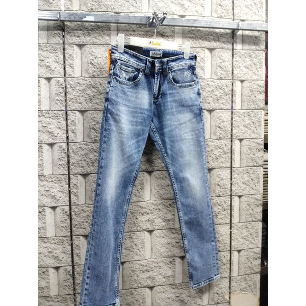 Celana Panjang Jeans Reguler Slimfit Lois Real Asli Original Ramayana Depok
