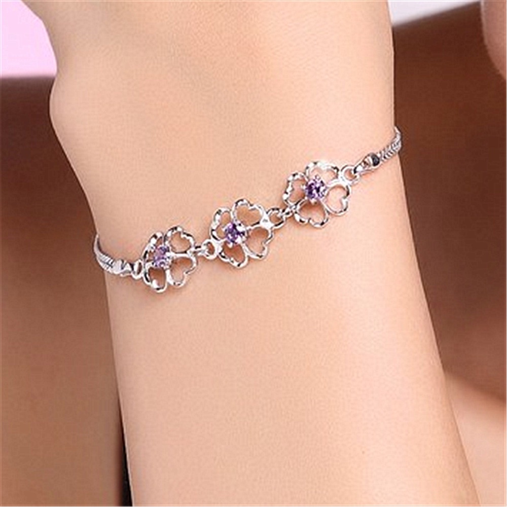 Gelang wanita titanium-Lucky Clover Gelang Niche yang Trendi arctic deer