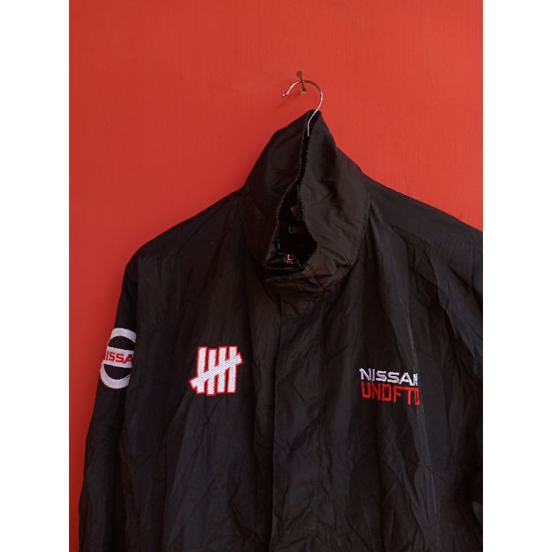 Windbreaker Undefeated x nissan