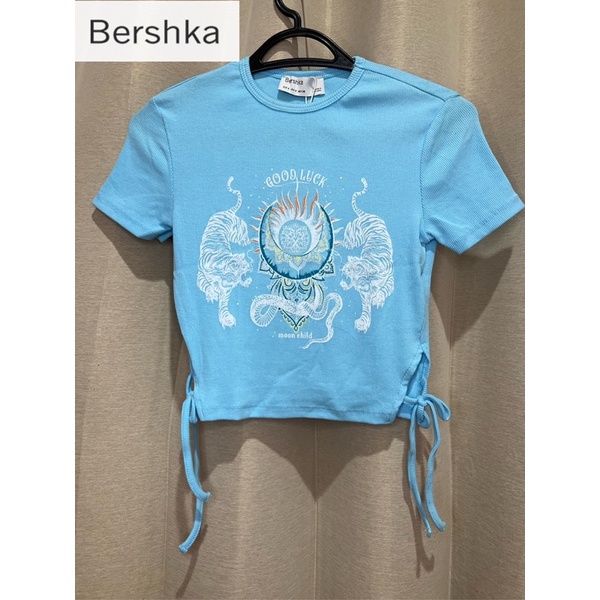 Bershka tshirt crop top