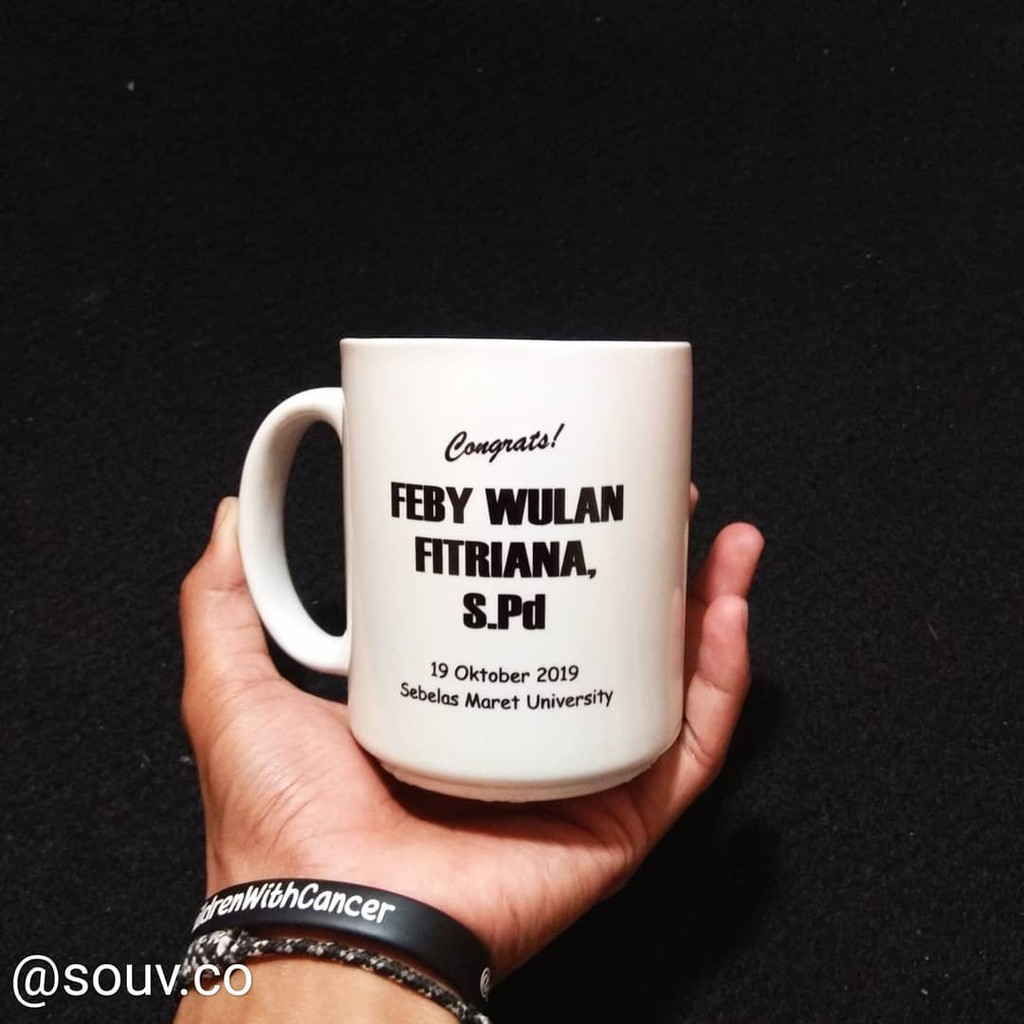 Sovenir wisuda Mug Custom Nama+Gelar
