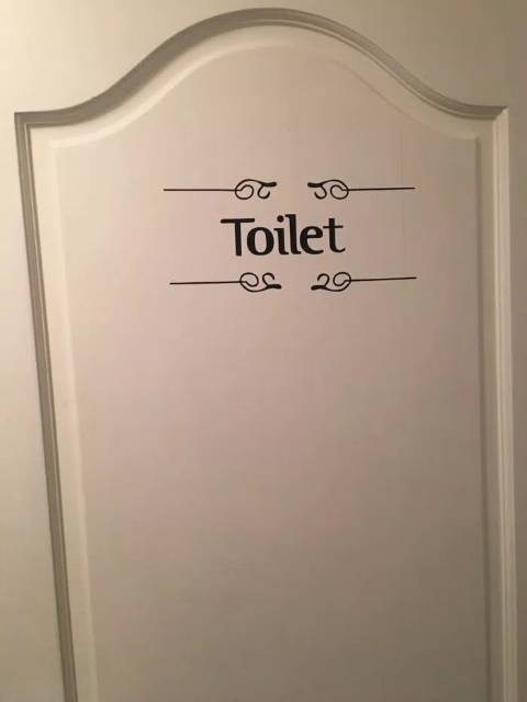 Wall Stiker Pintu Kamar Mandi Toilet Cutting Sticker Dekorasi Rumah