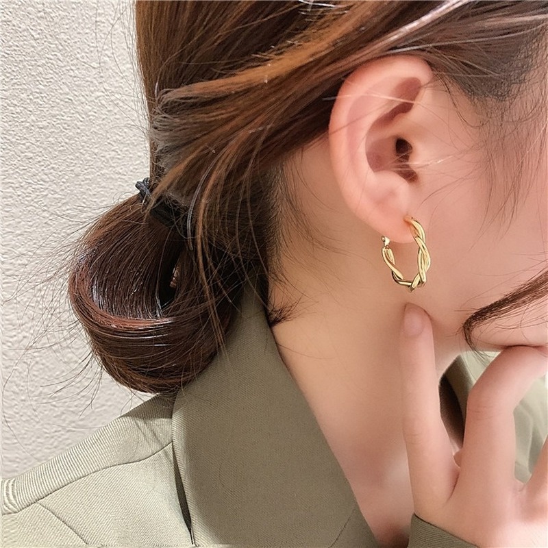 We Flower Korean Geometric Twisted Hoop Earrings for Women Chic Fashion Ear Jewelry