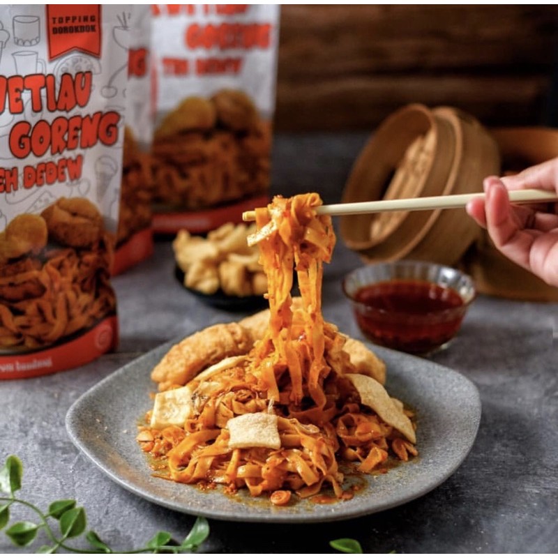 Kwetiau goreng Sambal Geprek teh dedew