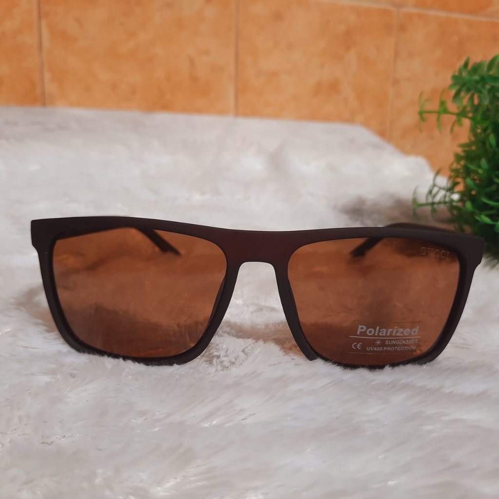 KACAMATA HITAM POLARIZED COWOK/KACAMATA FASHION