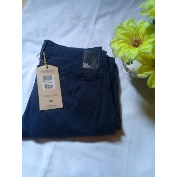 celana preloved chinos BOMBBOOGIE