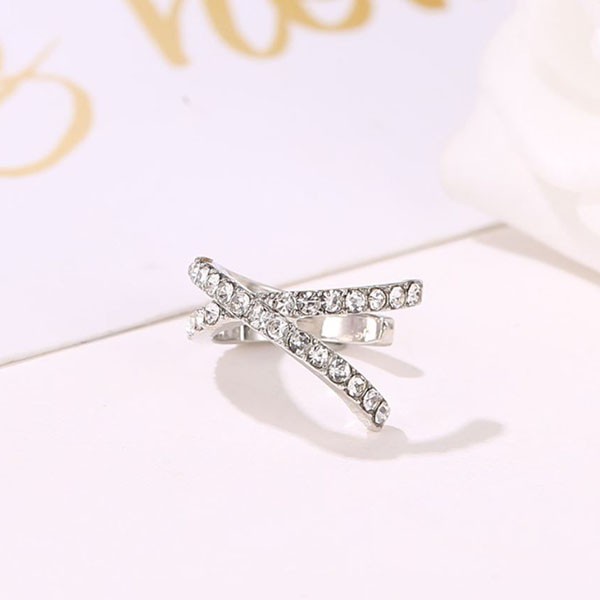 anting clip retro diamond ear clip 1pcs jan237 (3E3)