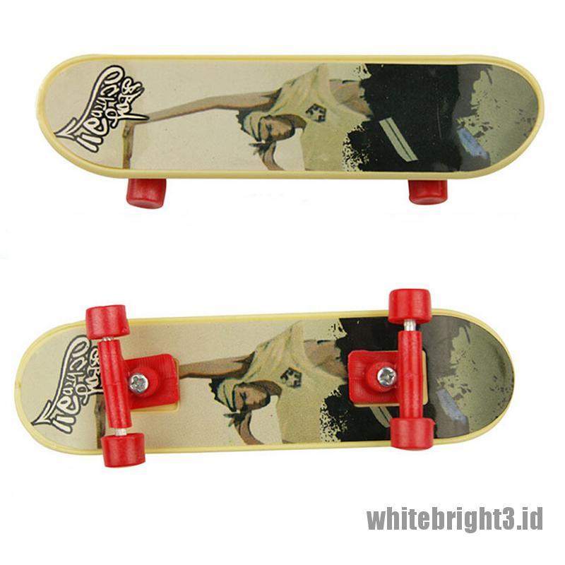 (white3) 1pc Mainan Skateboard Jari Mini Untuk Hadiah Anak Laki-Laki / Perempuan