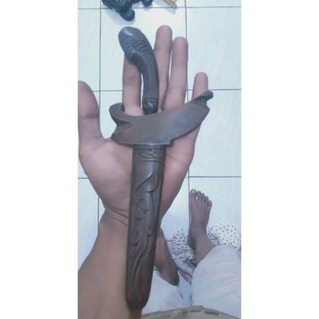Keris kuningan