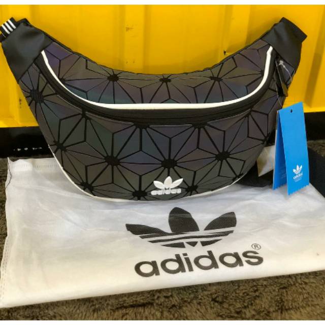 Waist Bag Adidas - Issey Miyake - Tas Selempang Pria dan Wanita