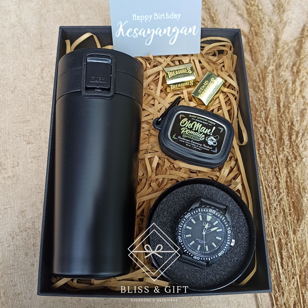 

Blissbox Man & Traveler (Hampers/Gift Box /Kado UlTah/Kado Wisuda/Kado Anniversary/Souvenir)