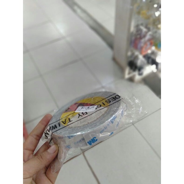 

Isolasi Bolak - Balik Double Tape Doubletape 3M Putih Taiwan