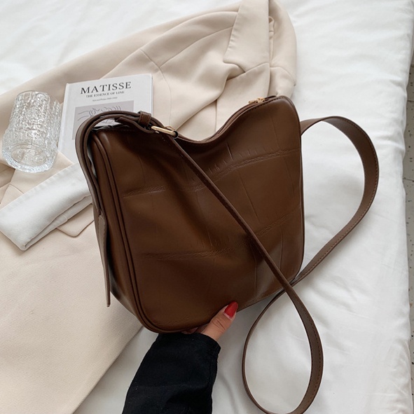 103 tas SELEMPANG Basic Elegant Kekinian wanita import terbaru 1kg bisa 2 tas import