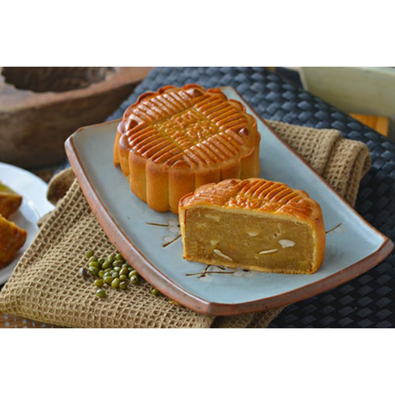 S1 - Wang Lai moon cake halal ( kue bulan ) kacang hijau