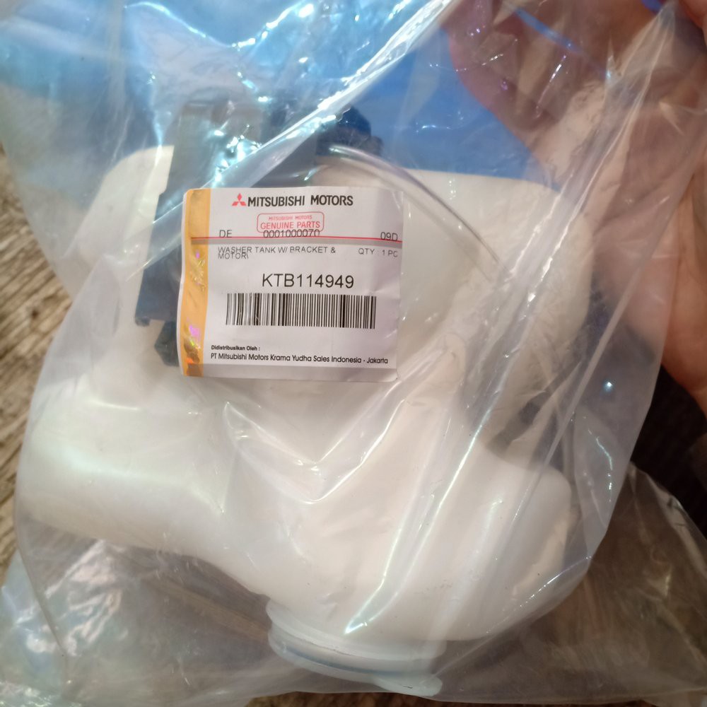 tank serep wiper washer L300 diesel original onderdil top