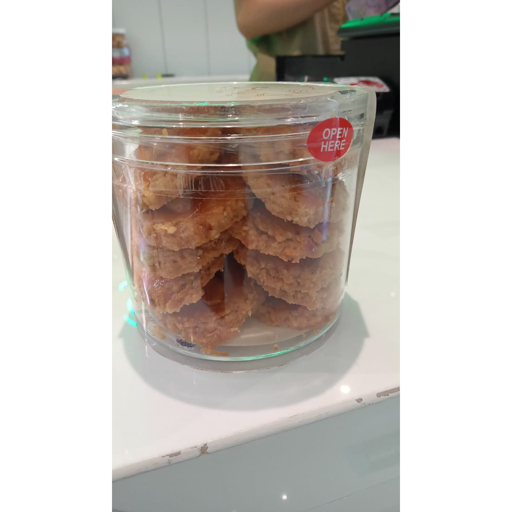 

READY JAKARTA 22 MAR 2025 - PEANUT CHOCOLATE CHIP COOKIES PRIMA RASA BANDUNG CNY IMLEK LEBARAN IDUL FITRI CHRISTMAS NATAL PARCEL