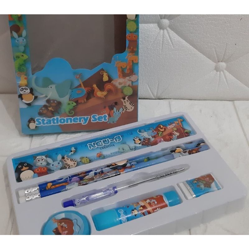 

PAKET ALAT TULIS ANAK KARAKTER SET/STATIONERY SET