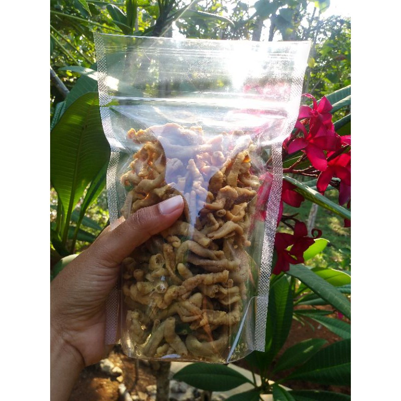 

Makanan, Makanan Ringan, Cemilan, Keripik, Keripik Usus, Keripik Usus Ayam, Keripik Usus Ayam Murah