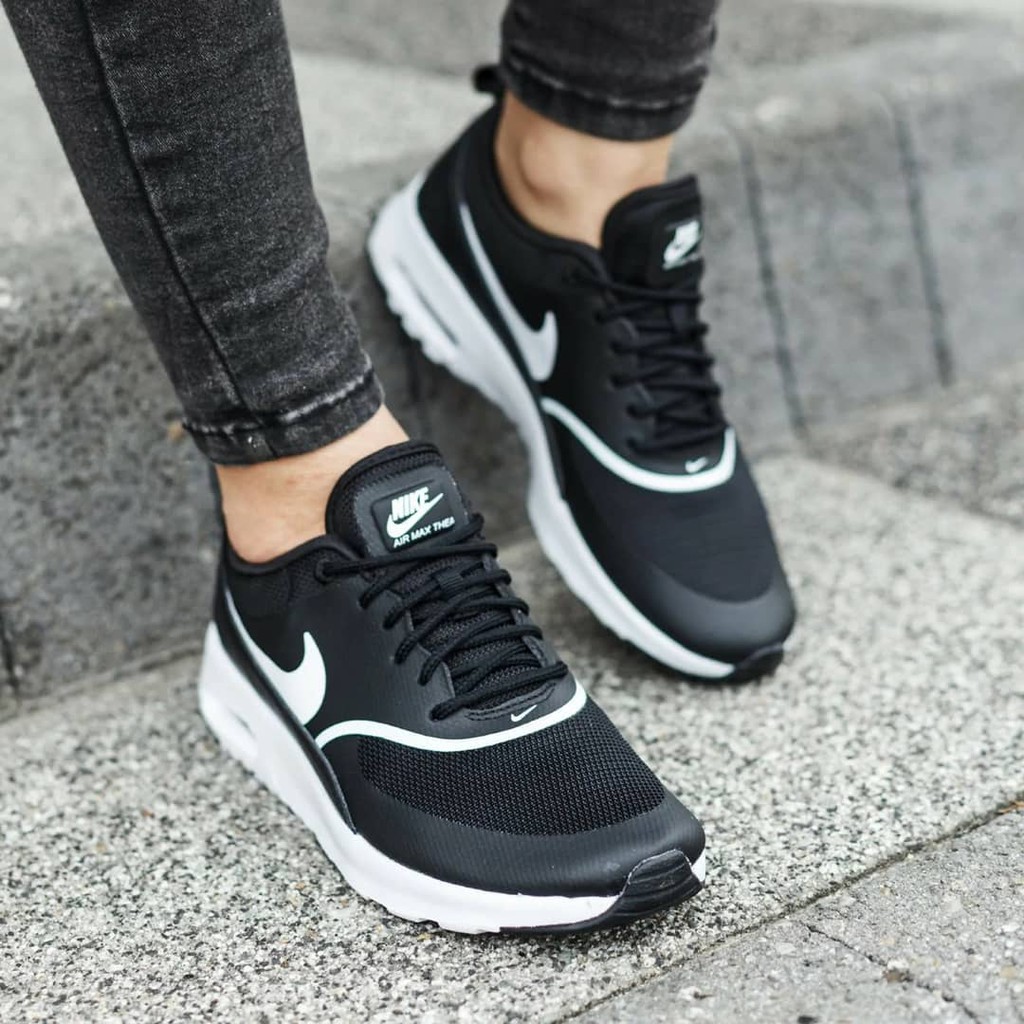air max thea black white