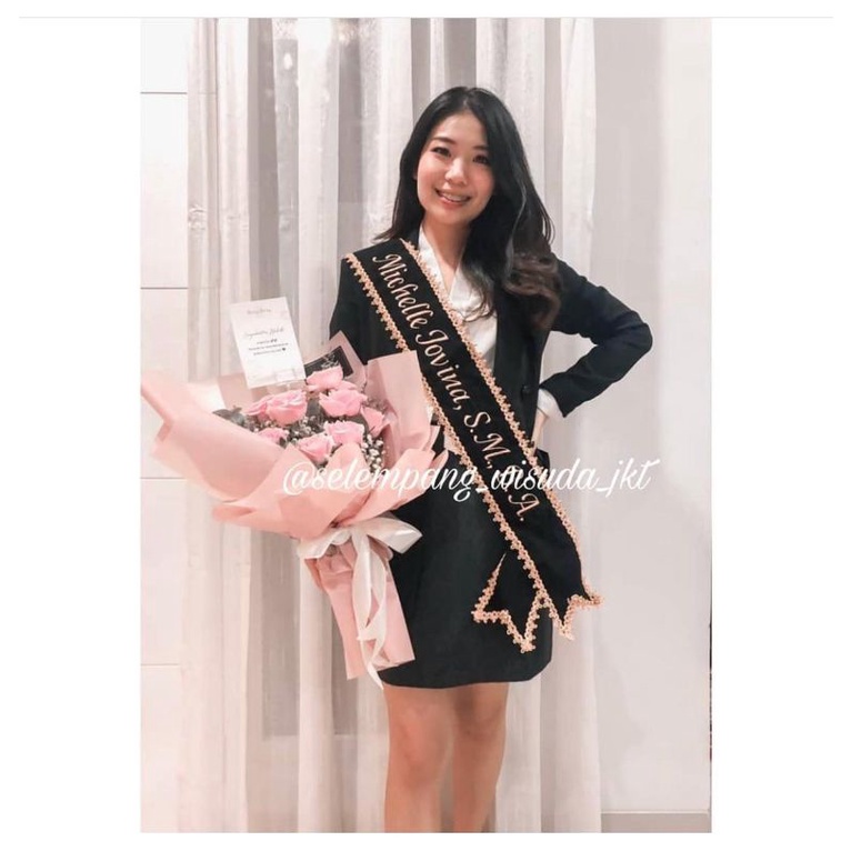 SELEMPANG WISUDA,SEHARI JADI , BLUDRU LIST RENDA ,2 Lapis