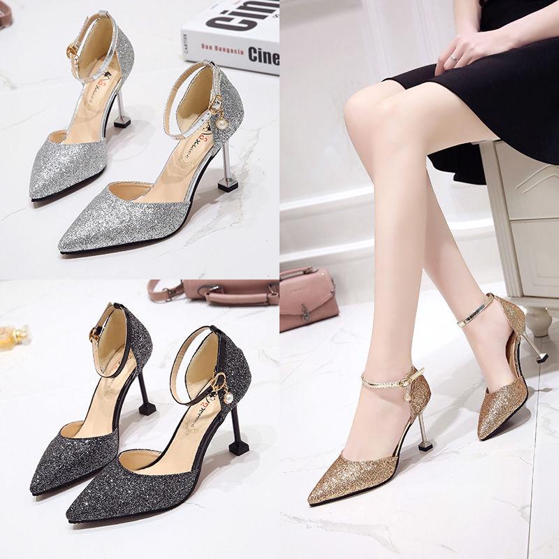  Sepatu  High Heels Stiletto Pointed Toe Aksen Gesper Bahan  