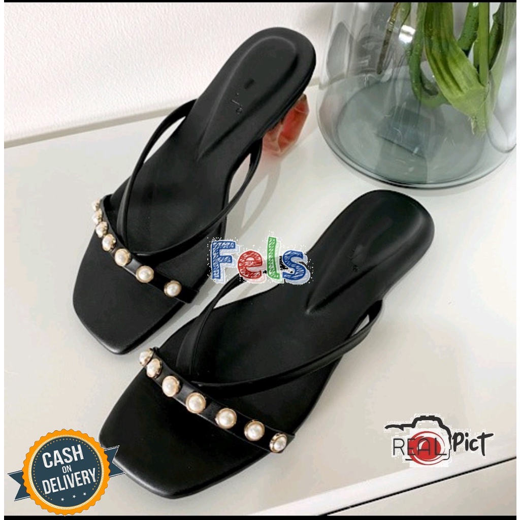 Fel's Viera Flat-Sandal Wanita