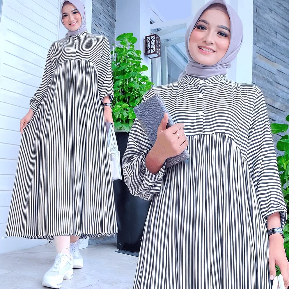 "GA.20Au22ι" Wani Midi Dress By Huebee