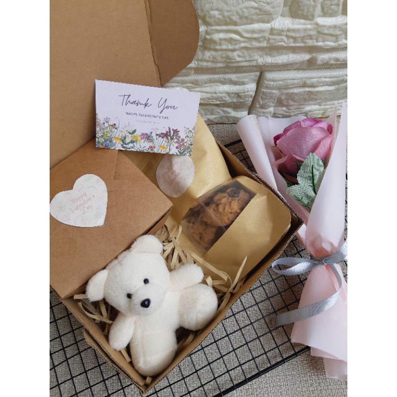 

Hampers Kado Murah!