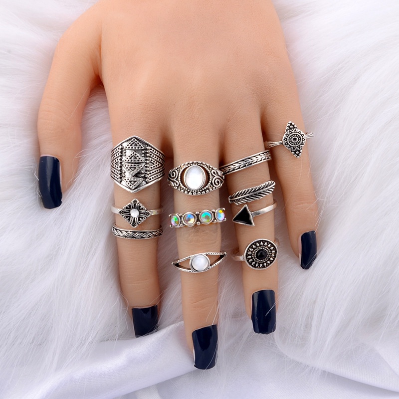 Etnis Retro drop minyak sudut panah beberapa totem diukir bohemian diamond set 10 cincin